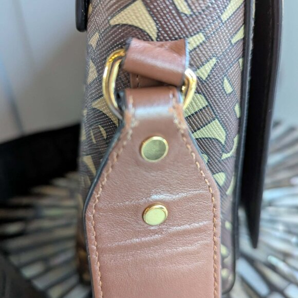 Burberry MD Note TB Monogram Crossbody Bag - Picture 8 of 9